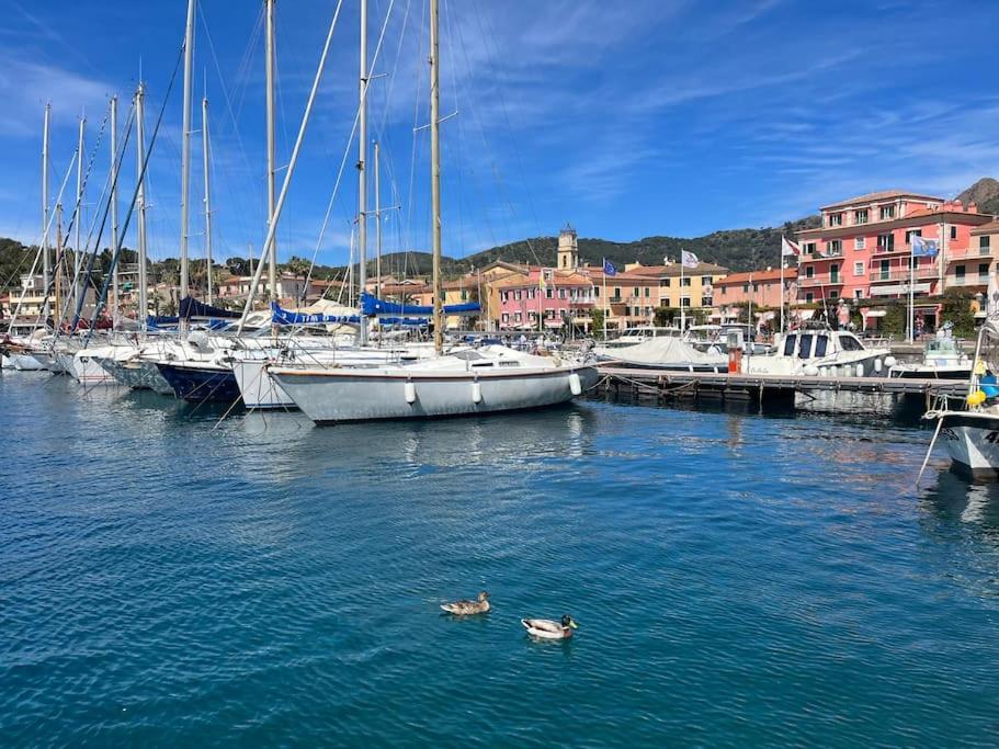 A Casa Di Nonna Anna Apartamento Porto Azzurro Exterior foto