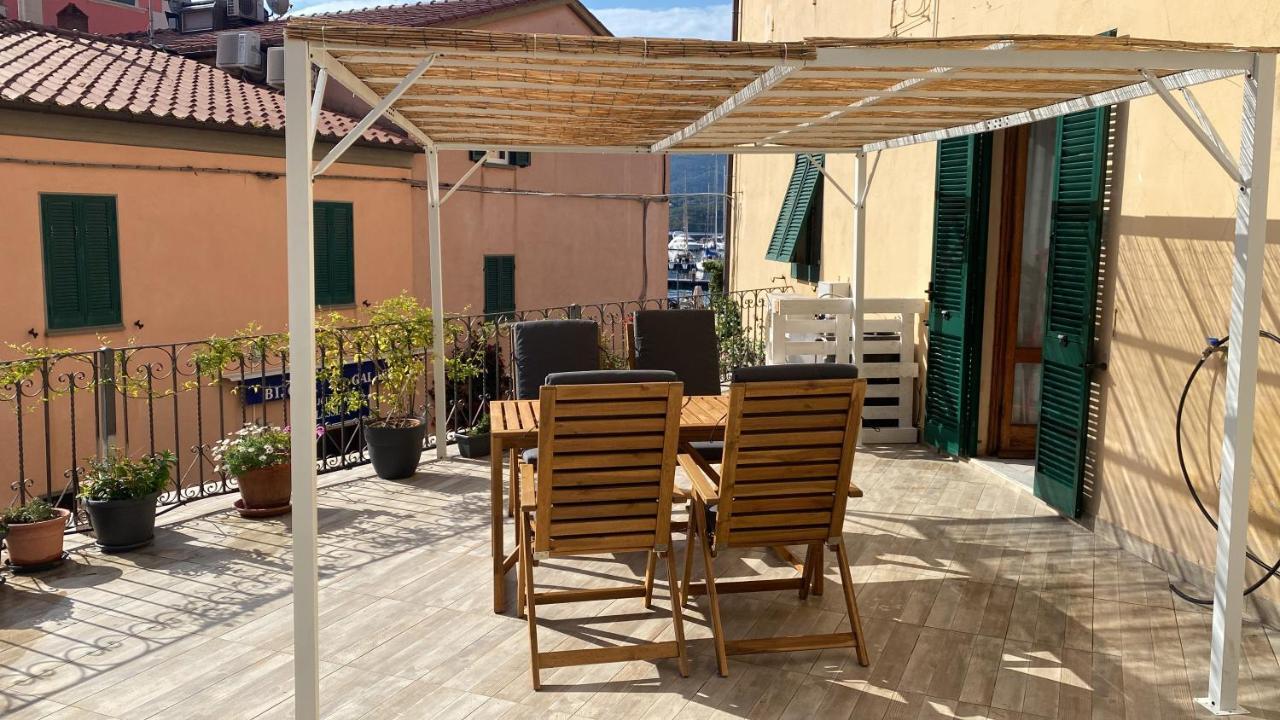 A Casa Di Nonna Anna Apartamento Porto Azzurro Exterior foto